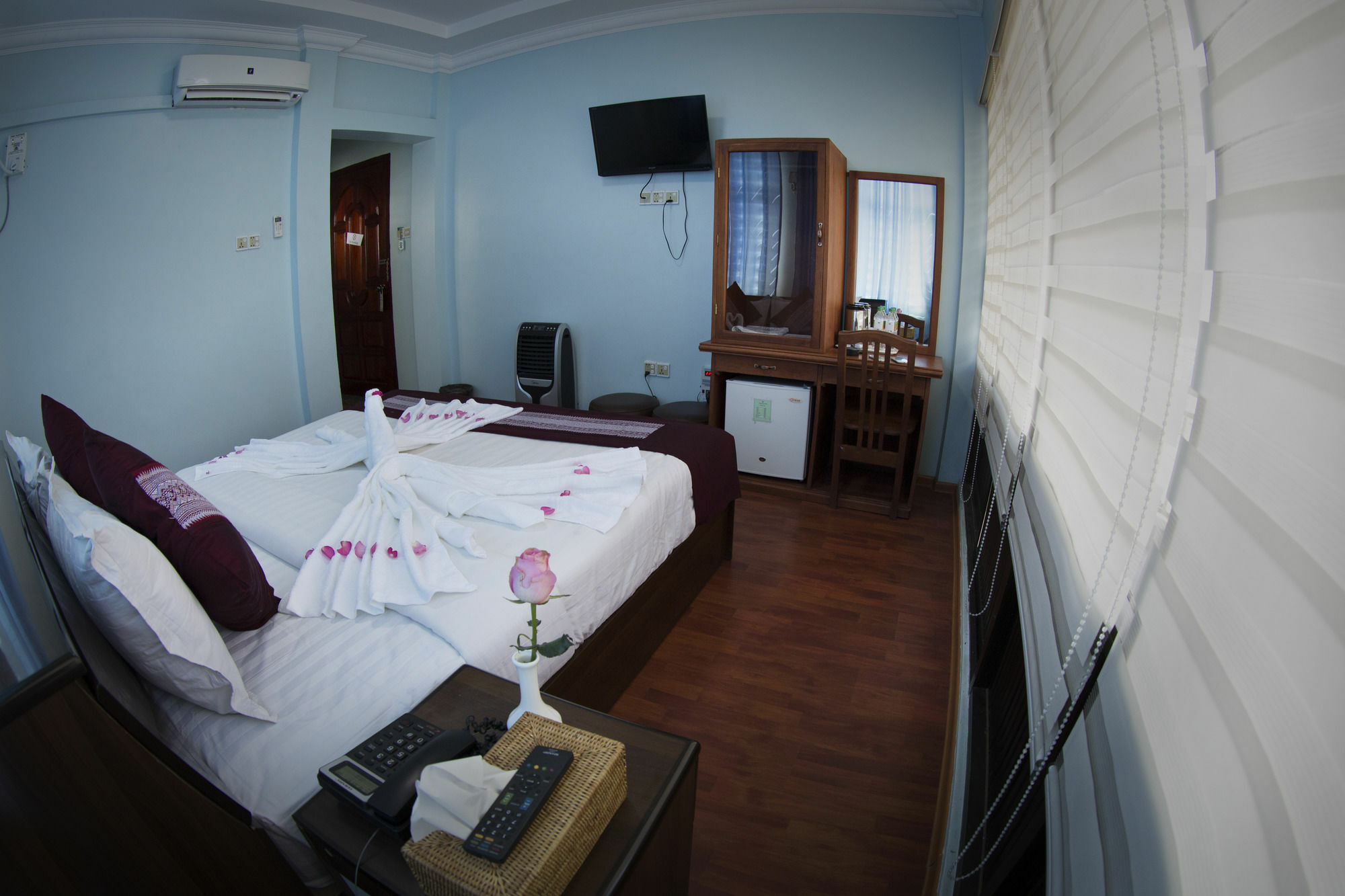 Night Sweet Mandalay